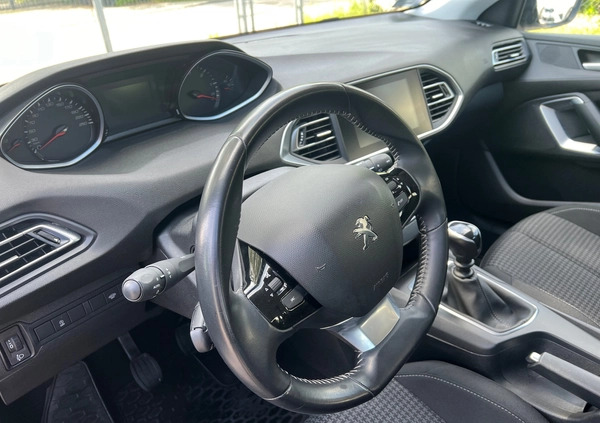 Peugeot 308 cena 45900 przebieg: 110000, rok produkcji 2020 z Warszawa małe 326